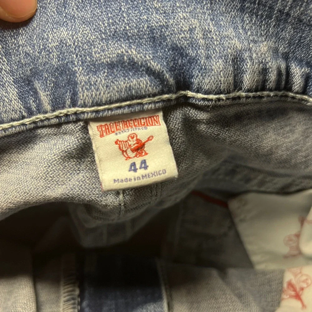 True Religion Slim Natural Mens‎ Jeans Size 44 Medium Wash Red Stitch